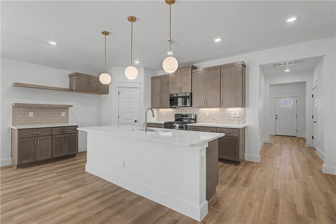 Deere Creek - Residential