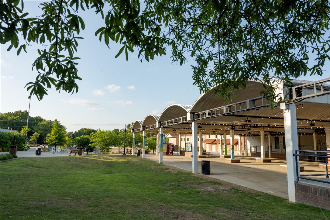 Deere Creek - Residential