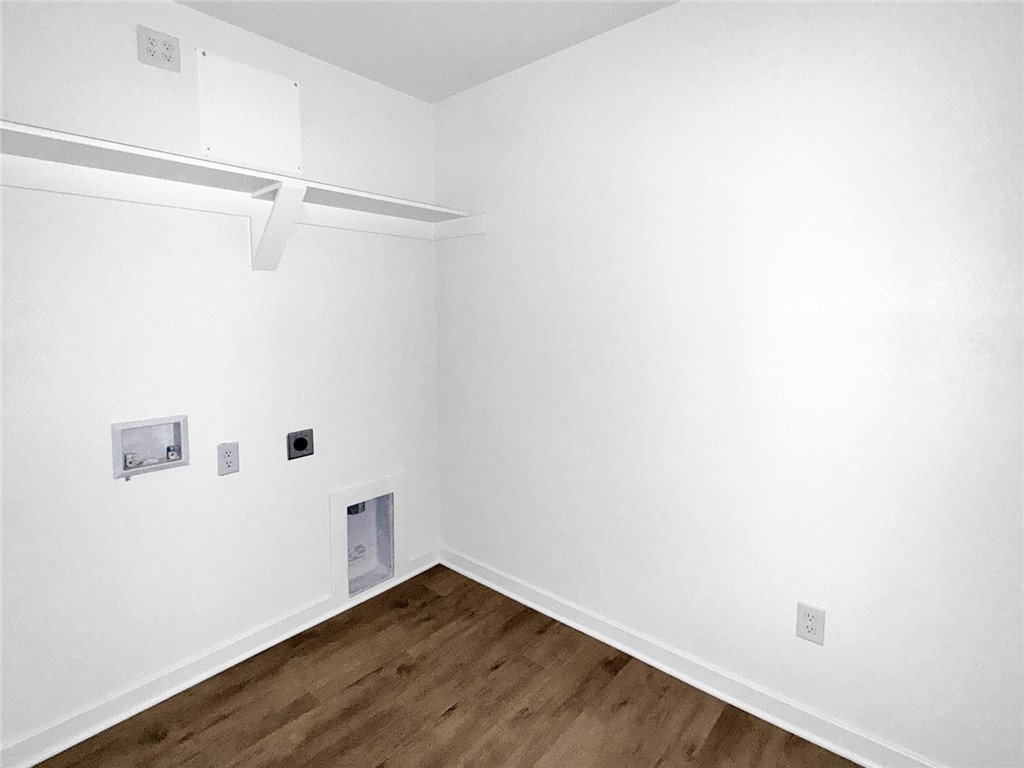 Wagon Wheel Crossing - Residential