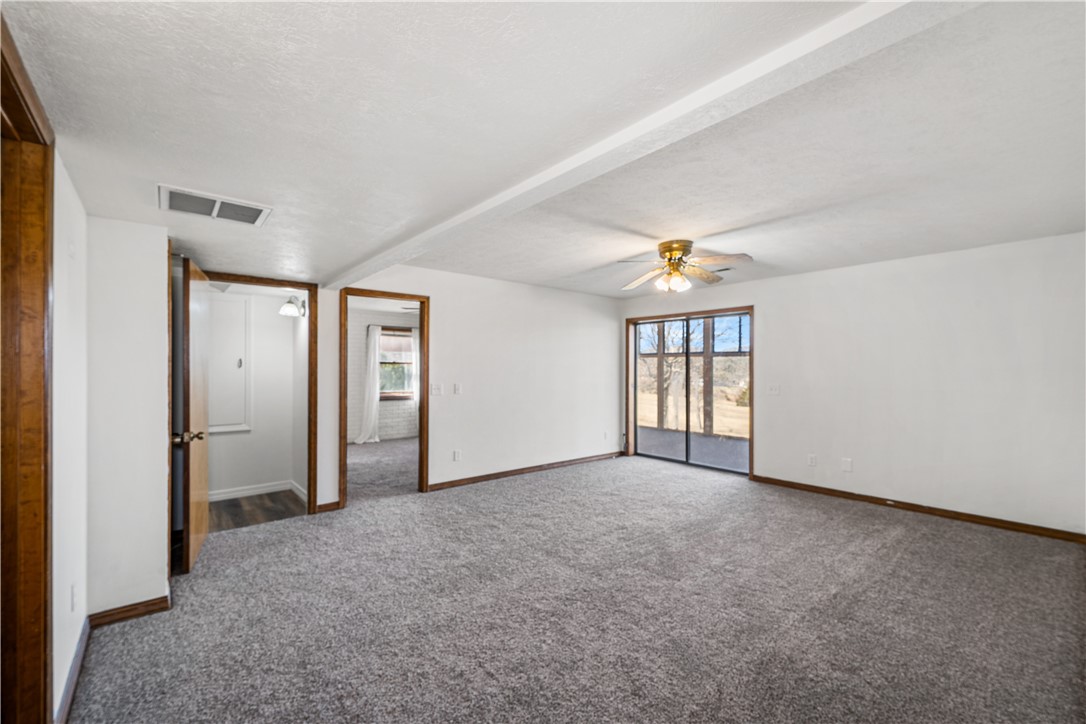 Unit 112 Holiday Island - Residential