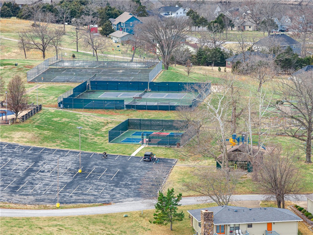 Unit 112 Holiday Island - Residential