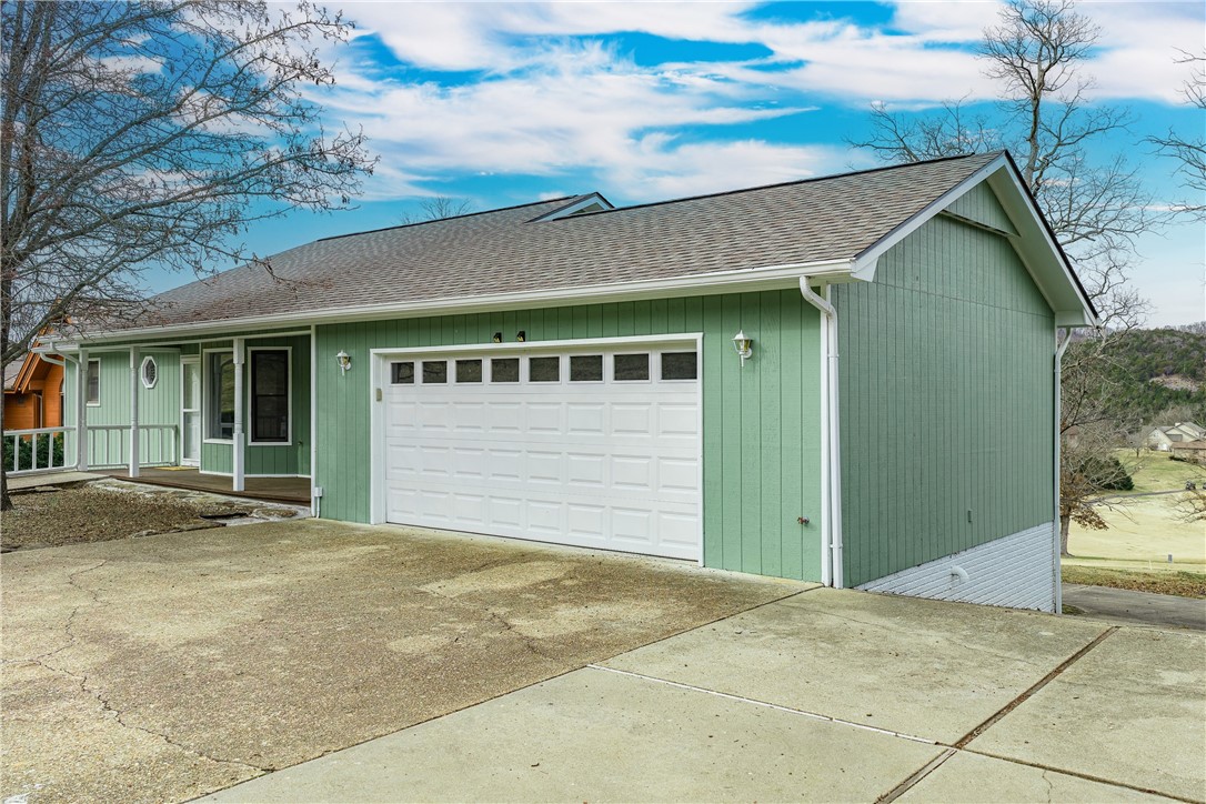 Unit 112 Holiday Island - Residential