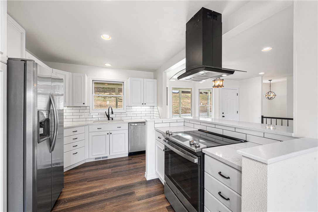 Unit 112 Holiday Island - Residential