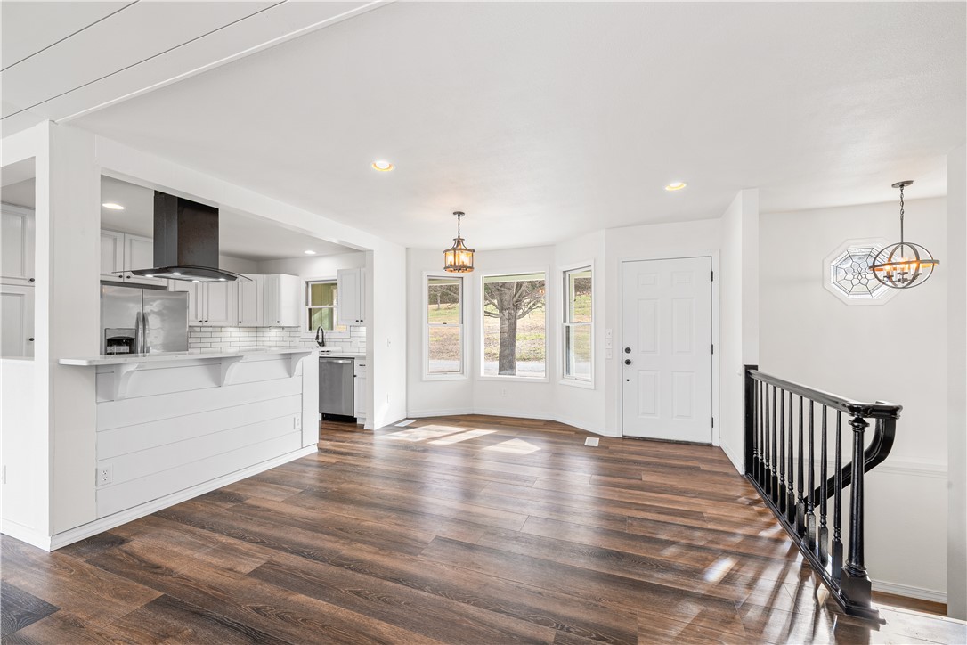 Unit 112 Holiday Island - Residential