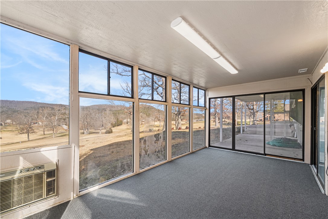 Unit 112 Holiday Island - Residential