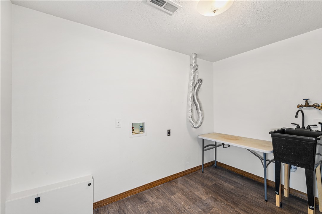 Unit 112 Holiday Island - Residential