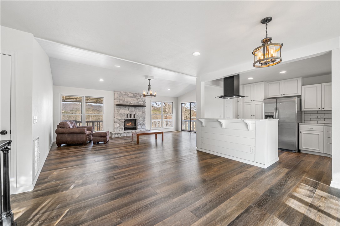 Unit 112 Holiday Island - Residential