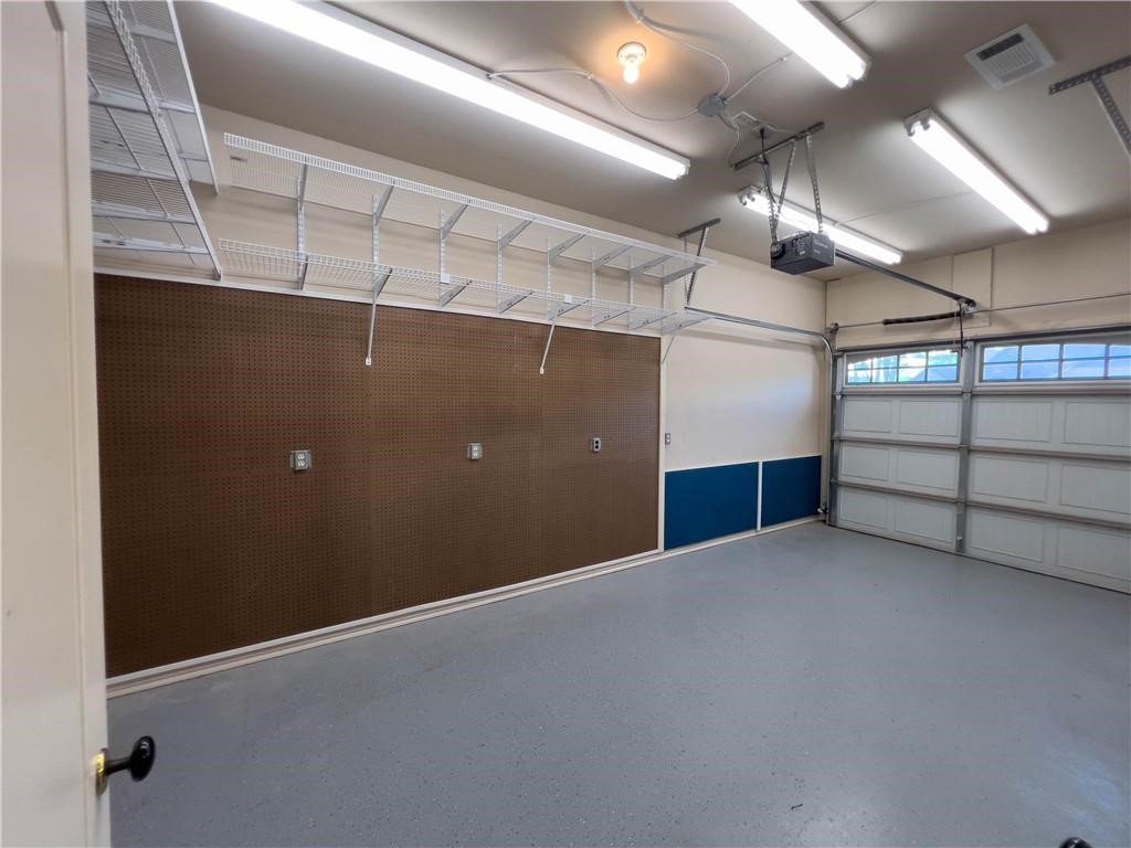 Warren Glen - Residential Lease