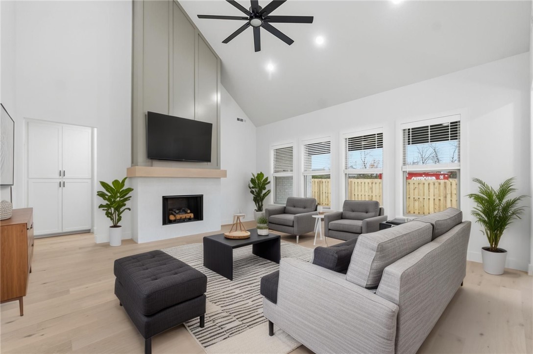 Silver Leaf Estates Ph I Centerton - Residential