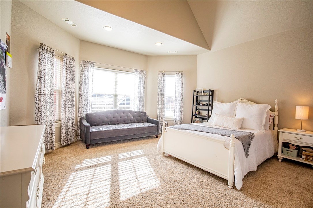 Shadow Valley Ph II Rogers - Residential