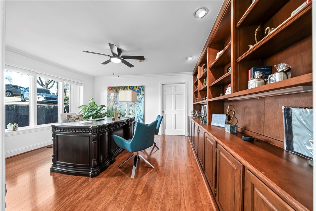 Hardscrabble Way - Residential