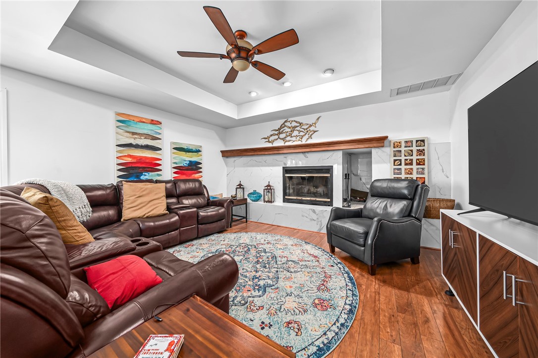 Hardscrabble Way - Residential