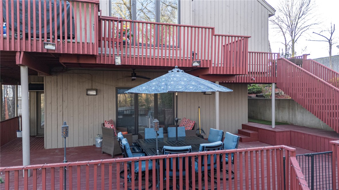 Hardscrabble Way - Residential