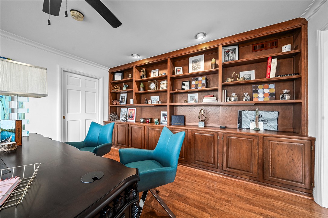 Hardscrabble Way - Residential