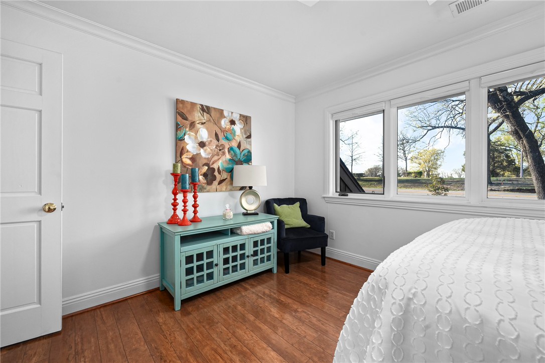 Hardscrabble Way - Residential