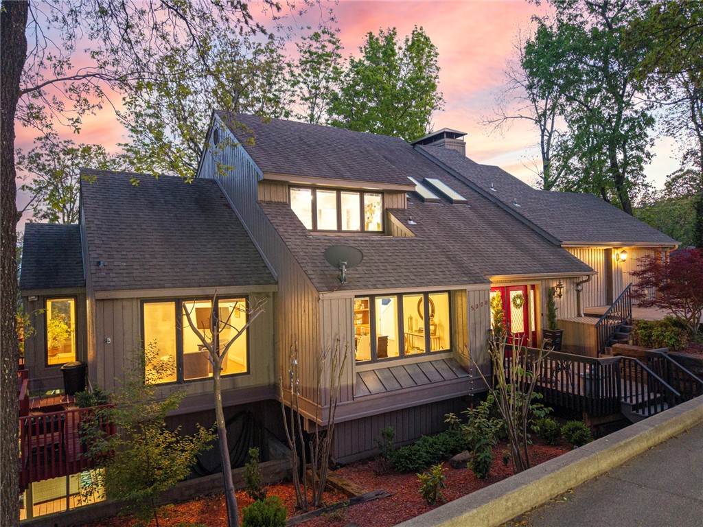 Hardscrabble Way - Residential