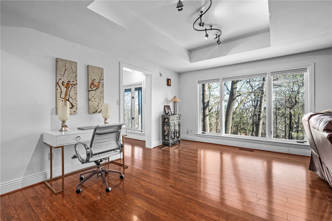 Hardscrabble Way - Residential