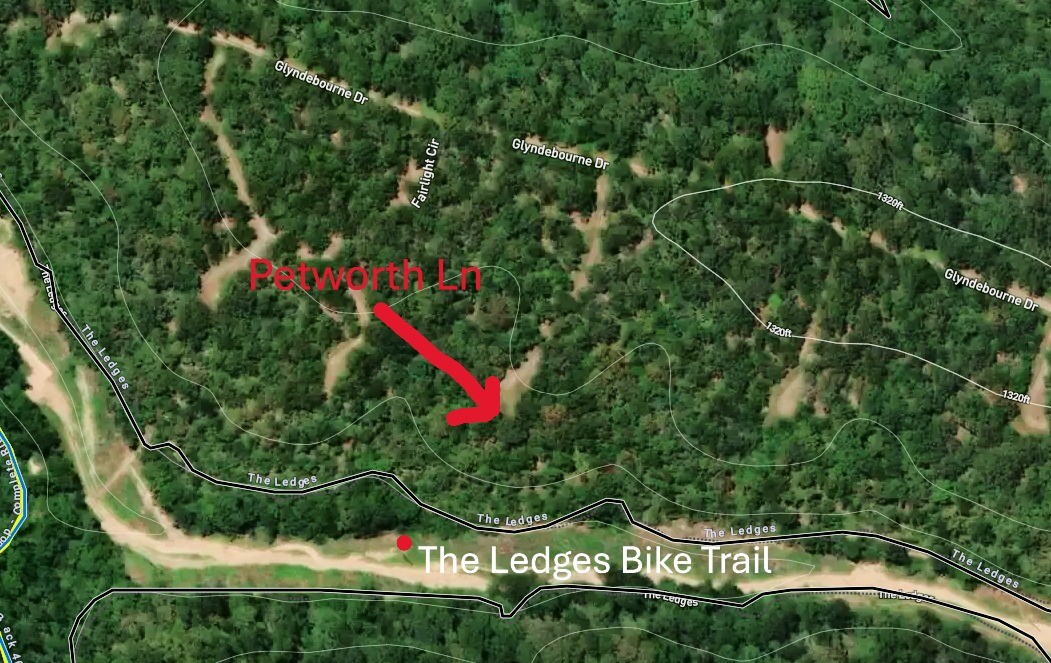 As flat as Bella Vista lots come! Area of many NEW homes! Backs to The Ledges Trail (connects to Back 40 Trail) .30 acre, Privacy on the cul-de-sac. All around a great building lot!