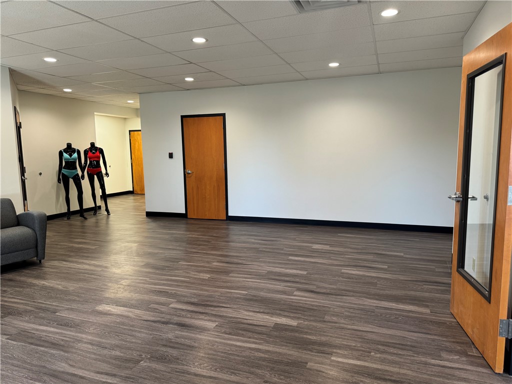 Beau Terre Sub Bentonville - Commercial Lease