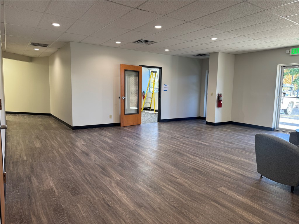 Beau Terre Sub Bentonville - Commercial Lease