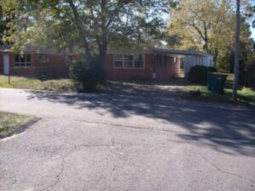 *LIVE ONSITE AUCTION* SEPTEMBER 2, 2023 - 12 NOON- SKIP THE BIDDING...''BUY IT NOW'' $82,500.00 Or Make Your Best Offer! PROPERTY SOLD ''AS IS''''WHERE IS CONDITION' Note: IF Bought At Auction On September 2, 2023 - There Will Be a 10% Buyers Premium Added To The High Bid To Determine Total Sales Price! It Is Buyer(s) Responsibility To Inspect Or Have Inspected To Their Satisfaction Before They Place A Bid, Or Submit A''BUY IT NOW OFFER'' The Sale Of Property Will Not Hinged On Buyer(s) Ability To Obtain Financing, Buyer(s) Most Secure Financing Before Bidding Or Submitting & Offer.  Buyer(s) And Seller(s) Will Slit The Normal Closing Company Fees And Revenue Stamps.  Please Register 24 Hours Before Auction Day! More...
