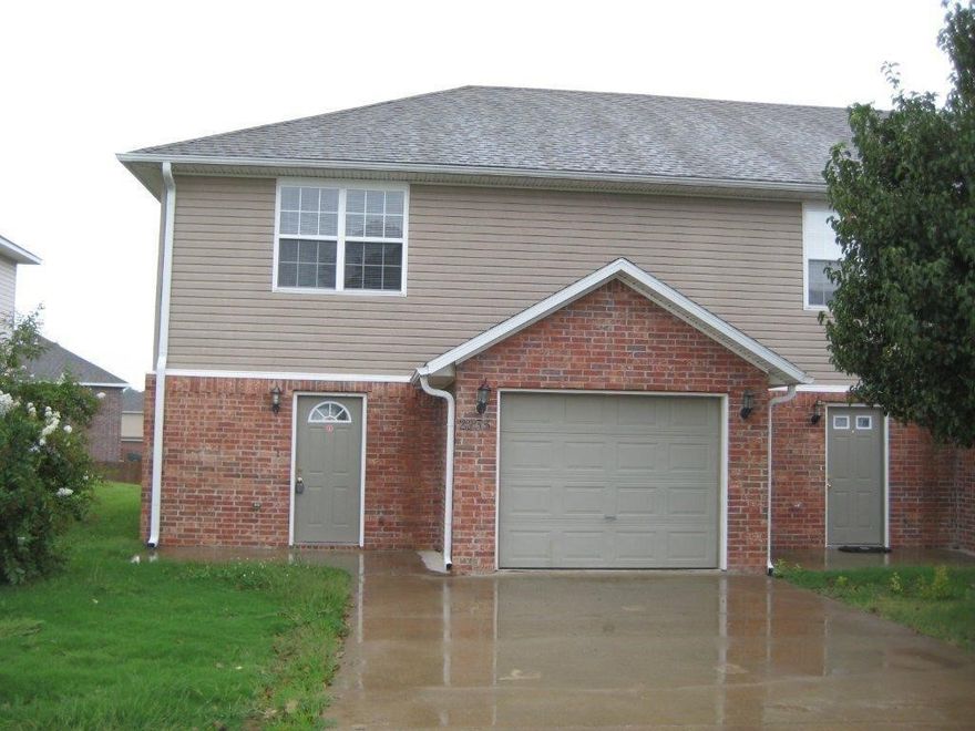 MLS DATA ENTRY ONLY - LEASE RENEWAL