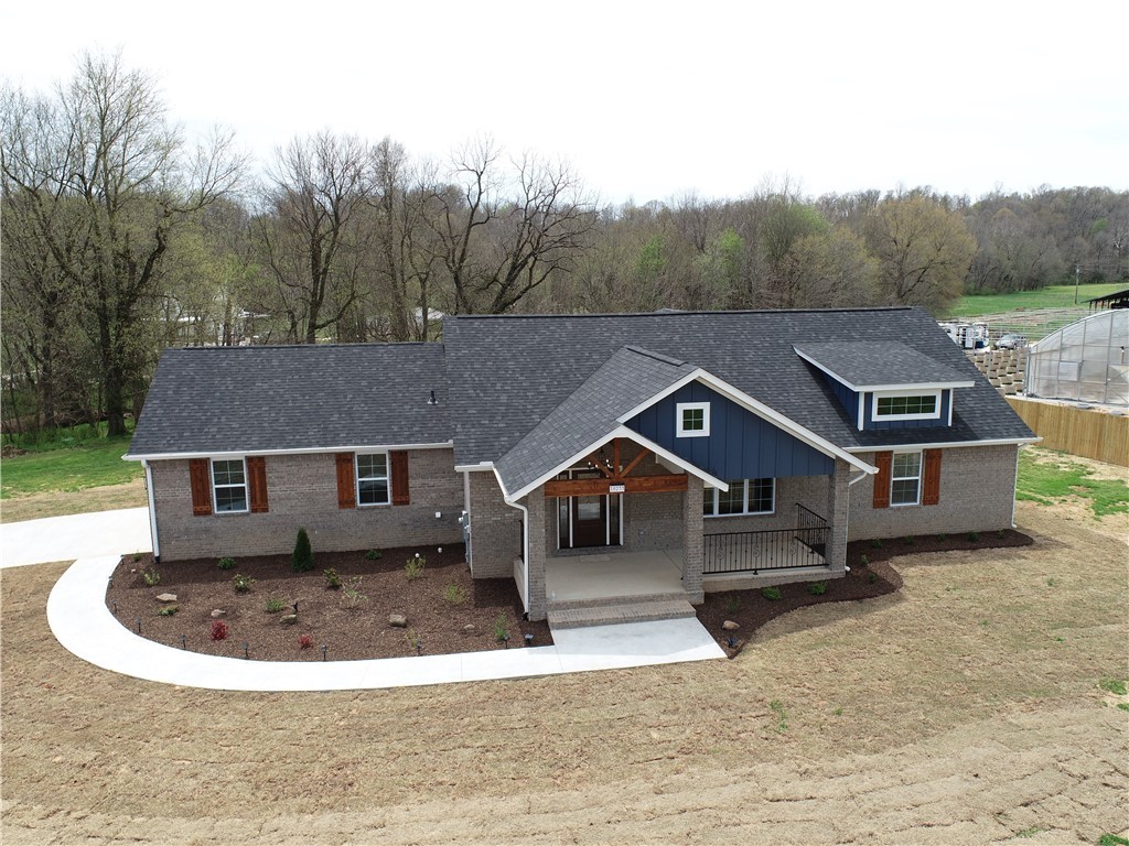 Come take a look at this beautiful new construction home sitting on 2.5 acres with a spacious covered back patio overlooking a flowing creek. This stunning 3 bed/ 2.5 bath is secluded from the city but not too far from town with only a 15 min drive and only 5 mins from weddington park makes it very convenient. It offers stunning laminated wood floors in the main areas, tall Cathedral ceilings. Also a utility room, spacious bedrooms with the master bedroom having a sauna in the shower and him/her walk in closets. The living room and kitchen offer an open floor plan concept perfect for gatherings.The flat open land also makes it perfect for all types of outdoor activities . Don't let this great opportunity pass you by and make an appointment to see this stunning home.