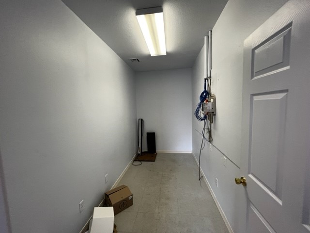 Oak Trace 1 - Commercial Lease