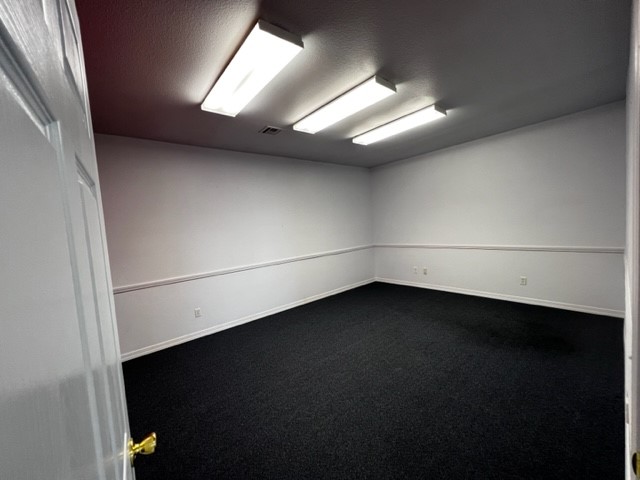 Oak Trace 1 - Commercial Lease