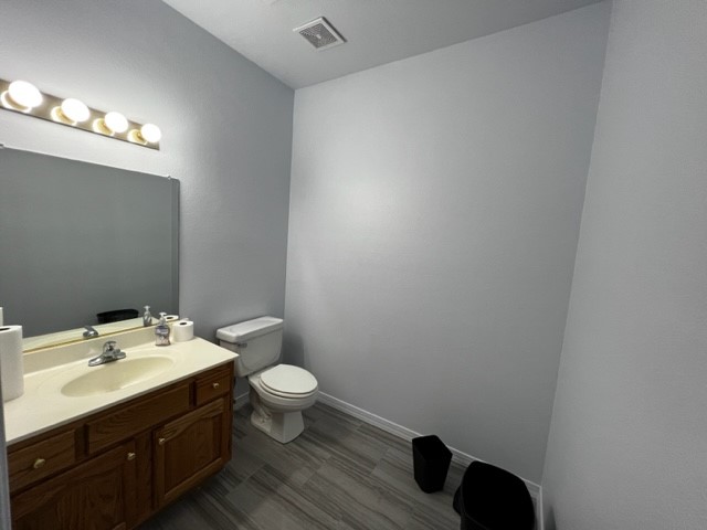 Oak Trace 1 - Commercial Lease