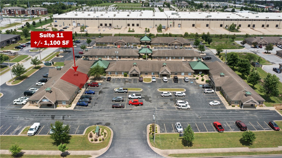 Oak Trace 1 - Commercial Lease