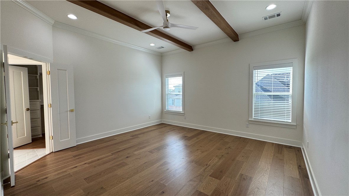 Crescent View - Residential