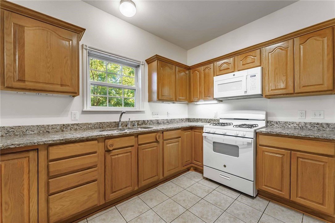 Orleton Sub Bvv - Residential Lease