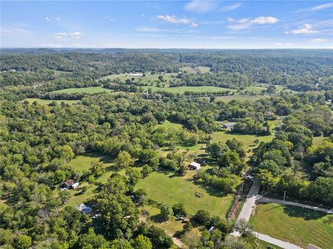 Single Family Residence in Sulphur Springs AR 1120 Roundtop Road 33.jpg