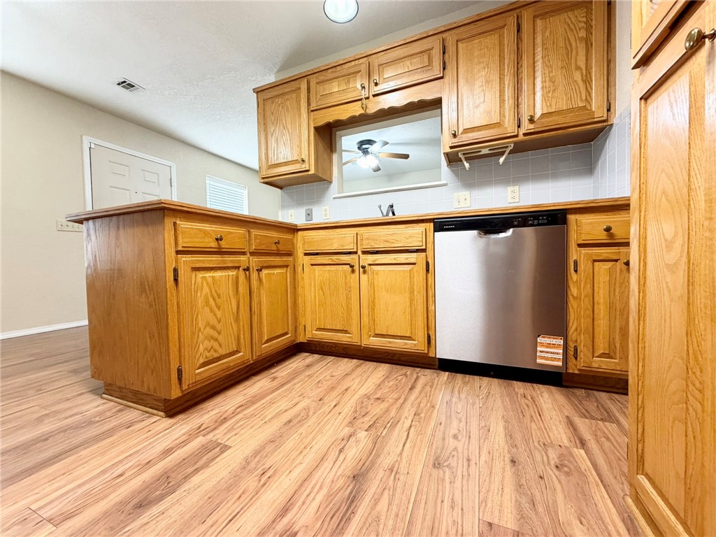 Armstrong Sub Bentonville - Residential Lease