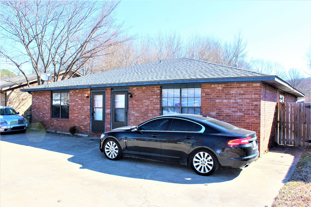 Great investment duplex with current tenants and income of $1175/month. 2 nice sized bedrooms and 1 bath. W/D hookups. Refrigerators convey. New Architectural shingle roof in 2017. Privacy fenced yard
Unit 2722-New fridge 10/14, New Fence/Gate 4/14, New BR Carpet 9/16, New vinyl plank in LR 9/17. 
Unit 2744-New fridge 4/18, New toilet 5/18, New BR Carpet 3/18, Vinyl Plank in LR 11/18. 
Current leases until 5/31/19 and 6/30/19. Both tenants are quality and wish t stay. Please do not disturb tenants.