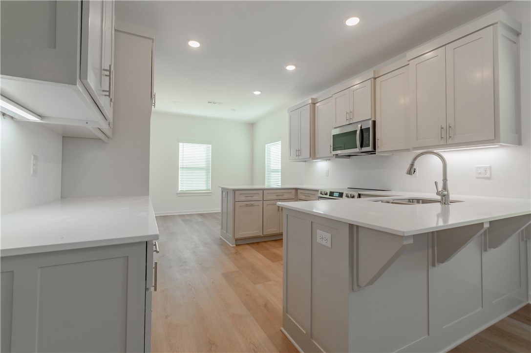 Fayetteville Outlots - Residential Income