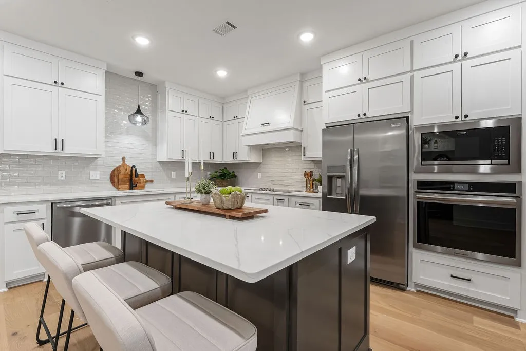 Rogers, Arkansas 72756, United States, 3 Bedrooms Bedrooms, ,3 BathroomsBathrooms,Residential,Active,117068