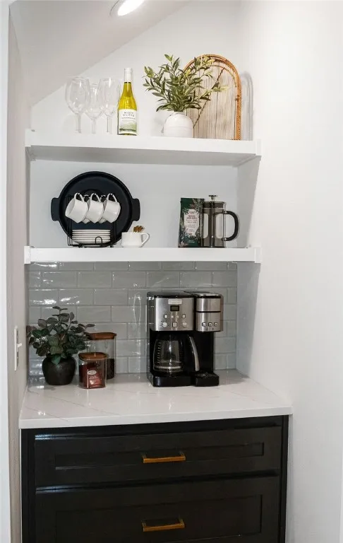 Rogers, Arkansas 72756, United States, 3 Bedrooms Bedrooms, ,3 BathroomsBathrooms,Residential,Active,117068