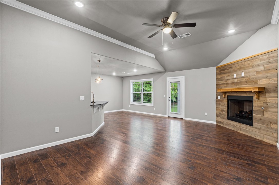 Savannah Ridge Sub Springdale - Residential