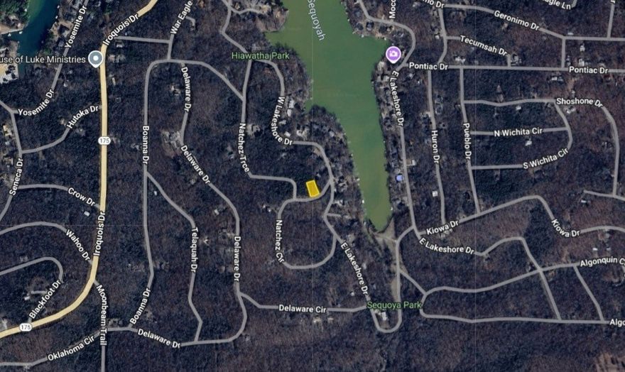 This is a .25 (+/-) acre lot in Cherokee Village of Sharp County. It is only 2 blocks from Lake Sequoyah!! Go enjoy the beautiful scenery and lake life that is also close to local amenities. Property conveys a Limited Warranty Deed. Manufactured homes are not all allowed. Owner financing available. Call or text for more information.