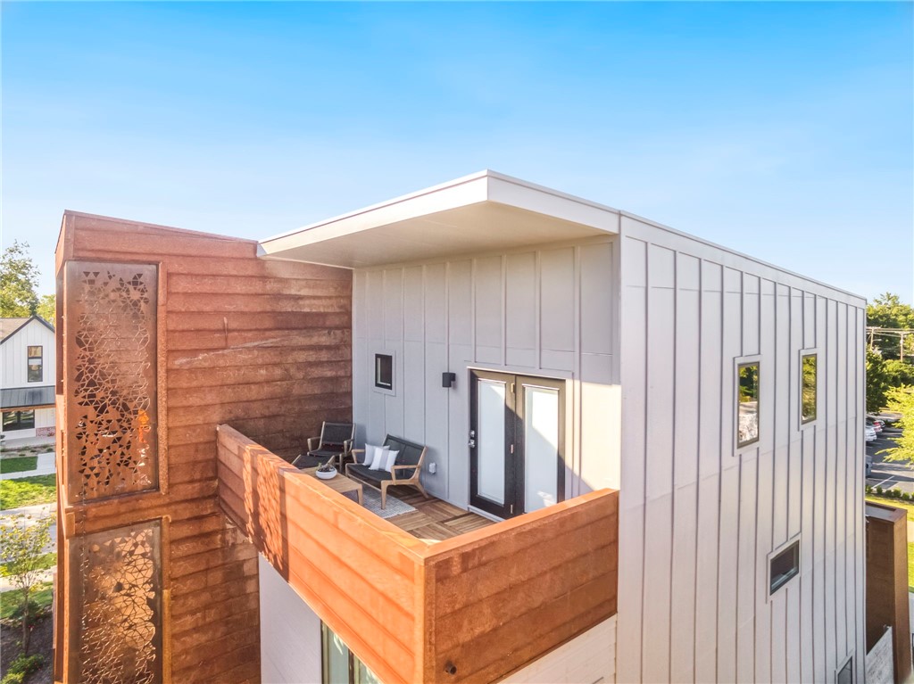 Tourmaline Urban Lofts - Residential