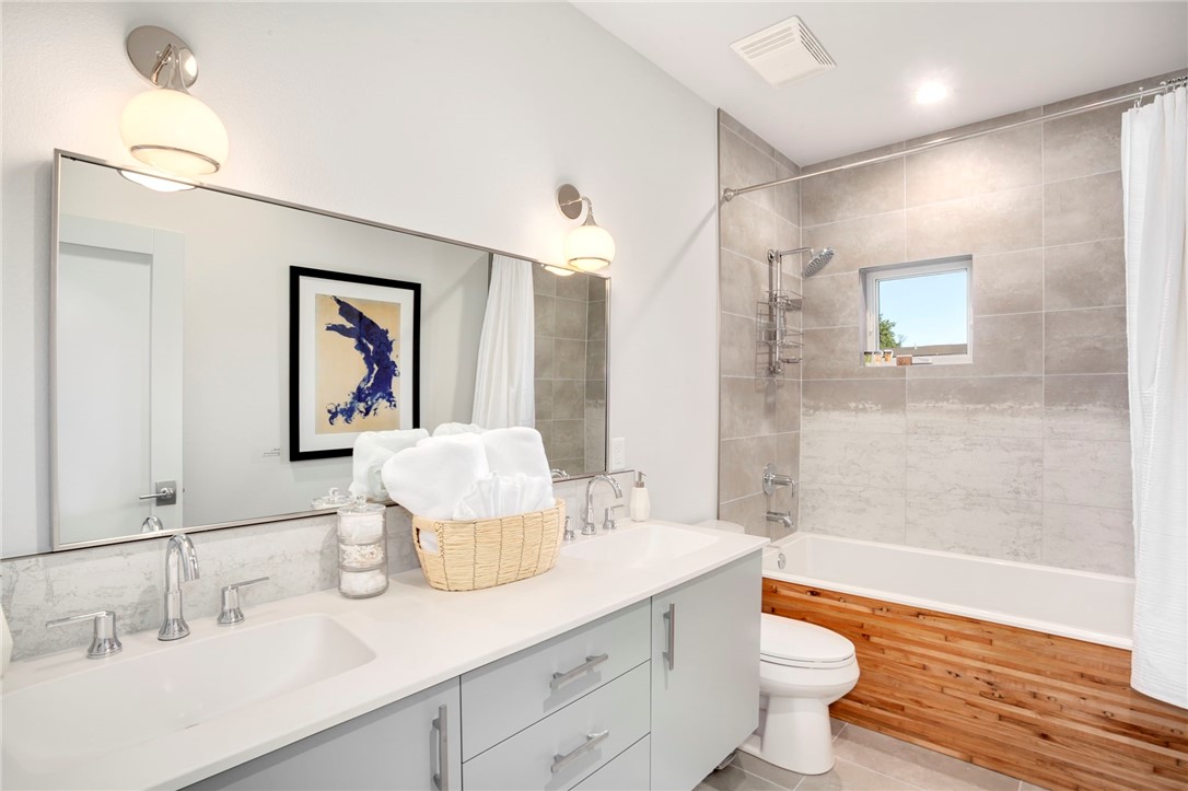 Tourmaline Urban Lofts - Residential