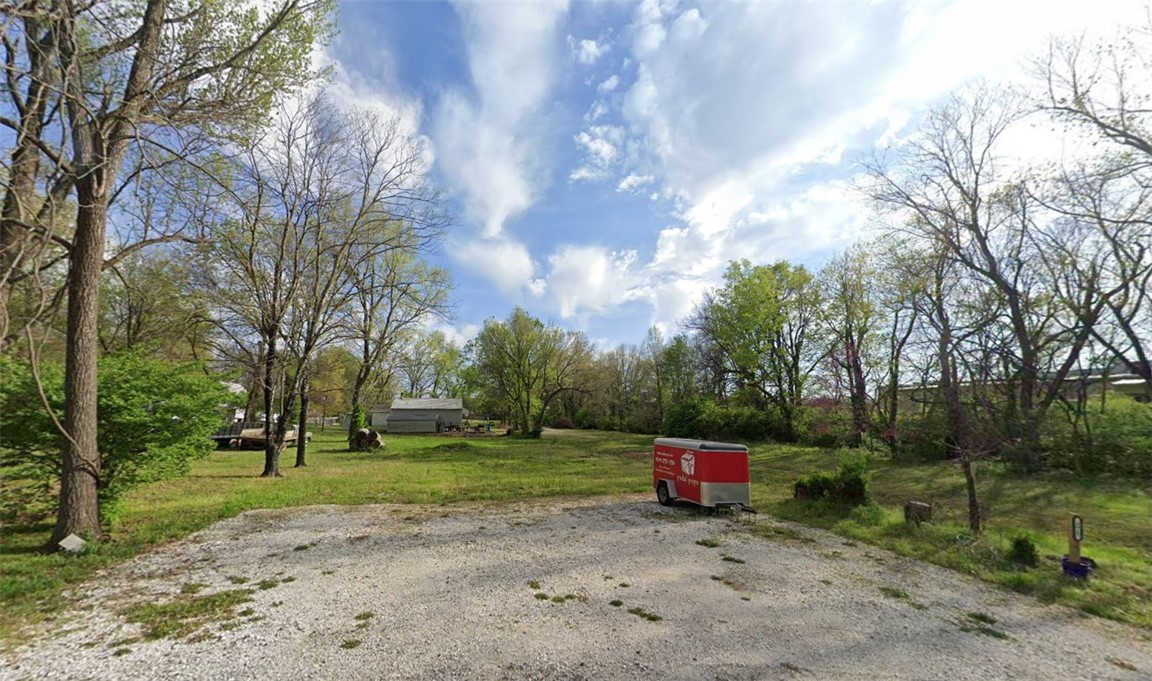 Farmington Original - Land