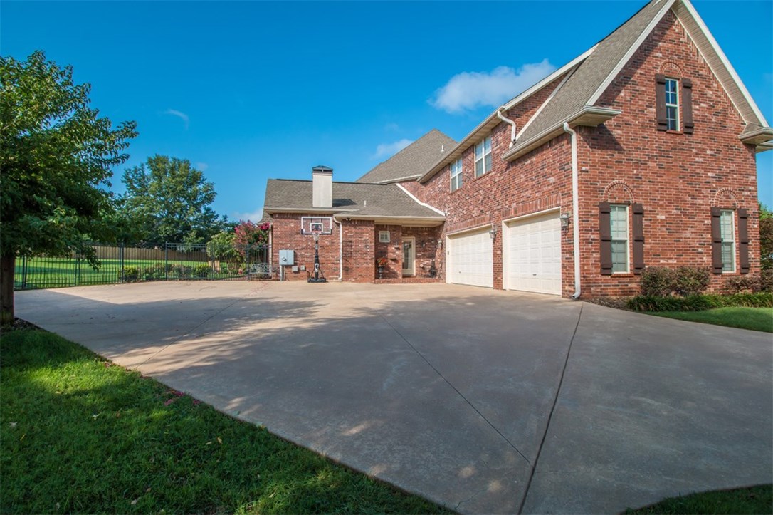 Manors - Residential