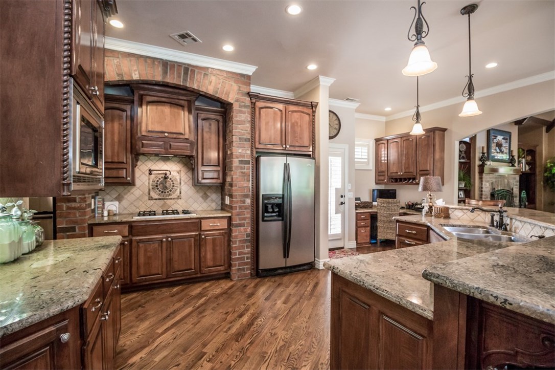 Manors - Residential