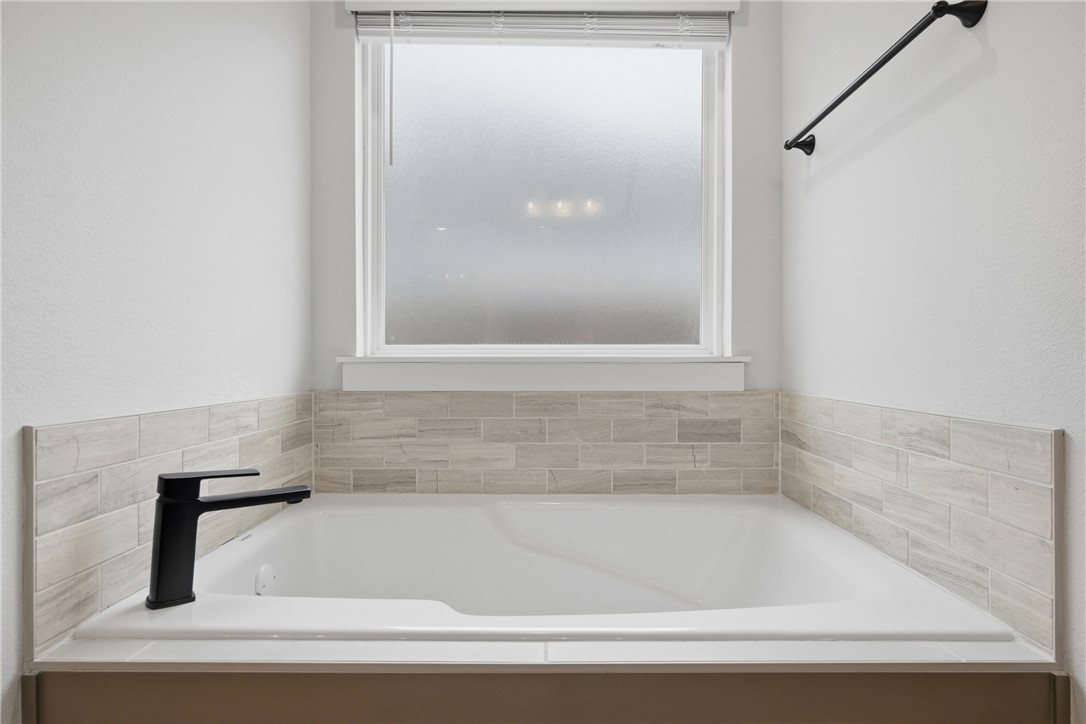 Creekside Sub Ph 1 Centerton - Residential