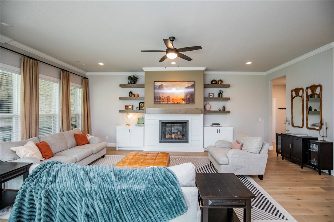 Elm Valley Sub Ph II Elm Spgs - Residential