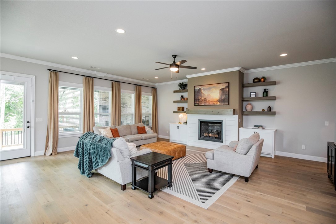 Elm Valley Sub Ph II Elm Spgs - Residential