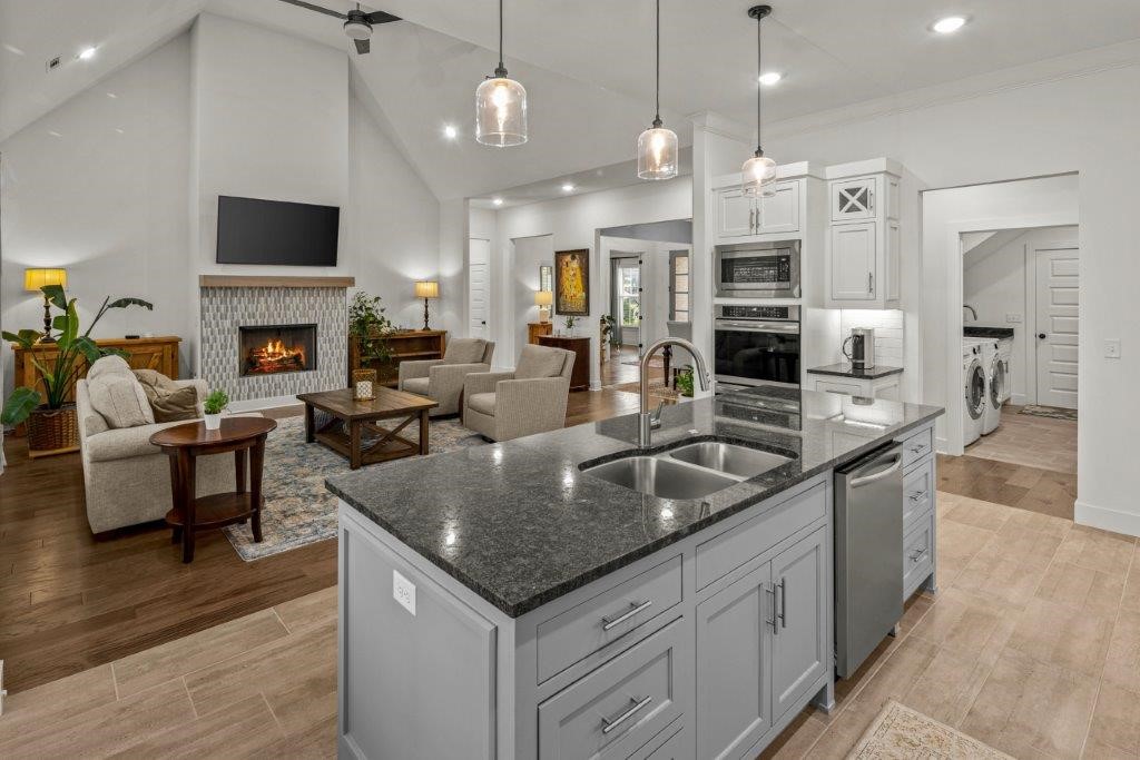 Creekside Ph 1 - Residential